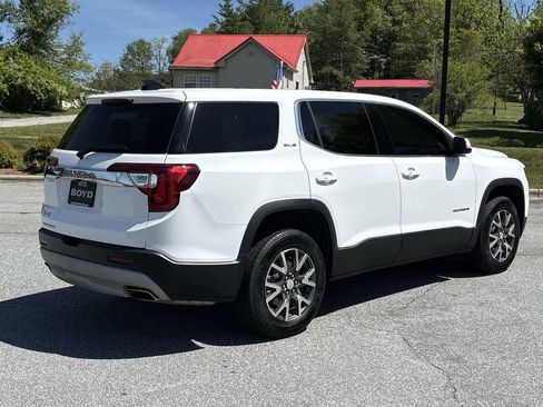 Used 2023 GMC Acadia SLE FWD image 7