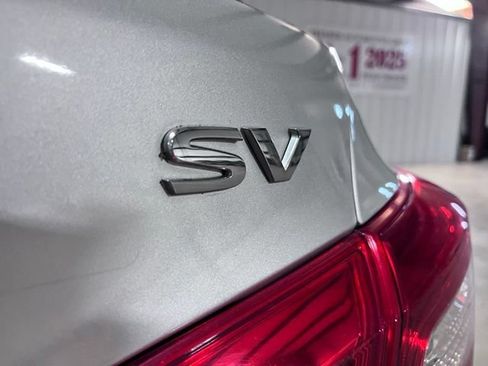 Used 2017 Nissan Sentra SV FWD image 27