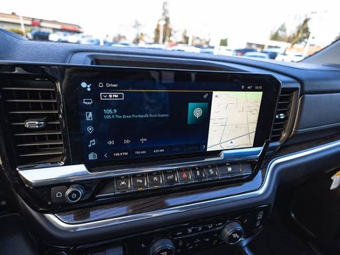 New 2025 Chevrolet Silverado 1500 LT w/ Z71 Off-Road Package image 17