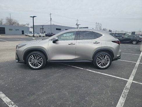 Used 2025 Lexus NX 350h AWD w/ Accessory Package (2T) image 2