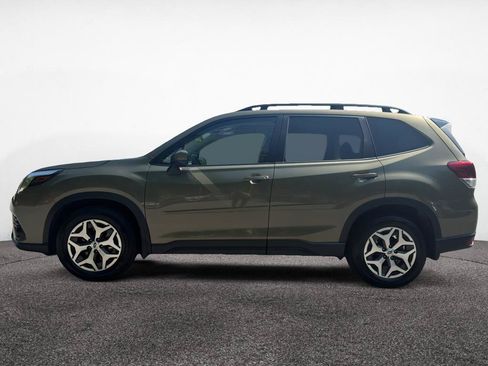 Certified 2024 Subaru Forester Premium AWD/4WD image 4