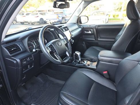 Used 2021 Toyota 4Runner TRD Off-Road Premium image 9