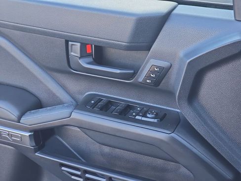 Used 2025 Toyota 4Runner TRD Off-Road Premium w/ Tow Technology Package image 32