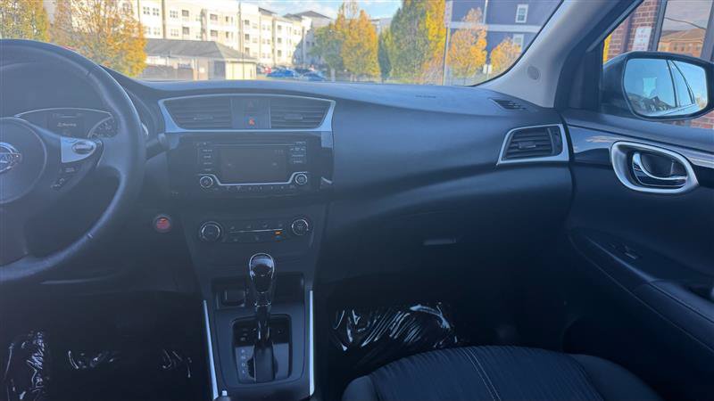 Used 2017 Nissan Sentra SV FWD image 22