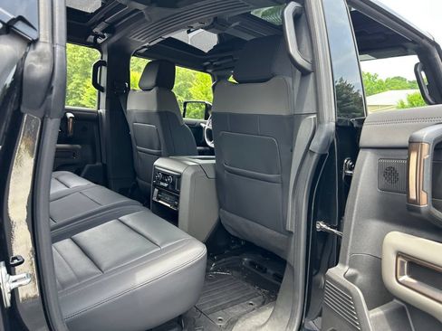 Used 2025 GMC Hummer EV 3X AWD/4WD image 52