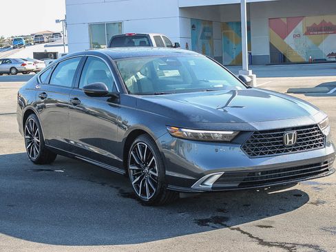 New 2026 Honda Accord Touring image 3