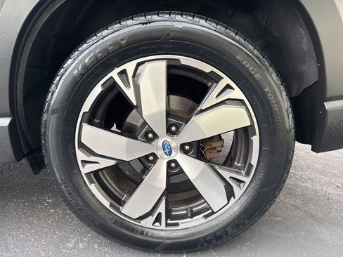 Used 2020 Subaru Forester Touring image 12