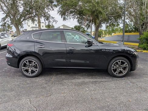 Used 2022 Maserati Levante GT image 4