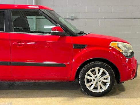 Used 2012 Kia Soul + image 16