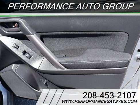 Used 2015 Subaru Forester 2.5i Premium w/ All-Weather Package AWD/4WD image 15