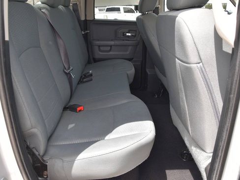 Used 2016 RAM 1500 Classic SLT RWD image 11