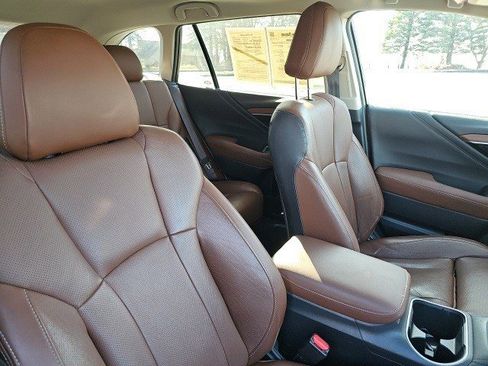 Used 2022 Subaru Outback Touring XT w/ Popular Package #2 image 12