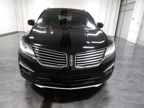 Used 2017 Lincoln MKC Select AWD/4WD image 2