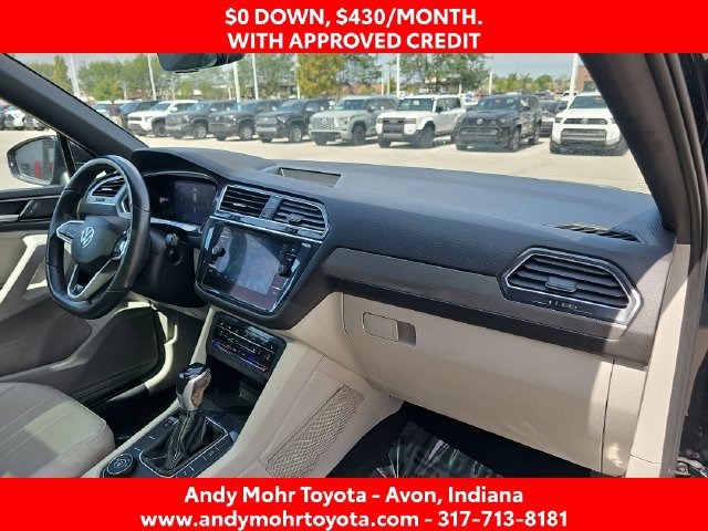 Used 2022 Volkswagen Tiguan SE R-Line AWD/4WD image 32