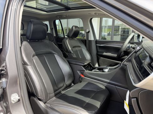 Used 2022 Jeep Grand Cherokee Limited 4xe AWD/4WD image 24