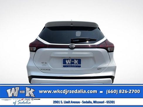 Used 2024 Nissan Kicks SR w/ SR Premium Package FWD image 9