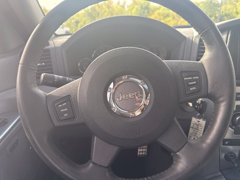 Used 2007 Jeep Grand Cherokee SRT8 w/ SRT Option Group I AWD/4WD image 25