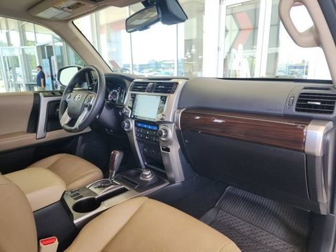 Certified 2022 Toyota 4Runner Limited AWD/4WD image 29