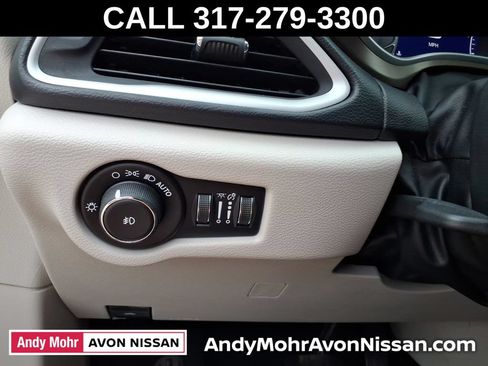 Used 2019 Chrysler Pacifica Touring Plus w/ Advanced Safetytec Group FWD image 16