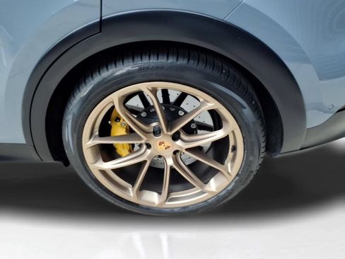 Certified 2024 Porsche Cayenne Turbo GT AWD/4WD image 13