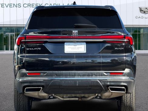 Used 2025 Buick Enclave Preferred image 4