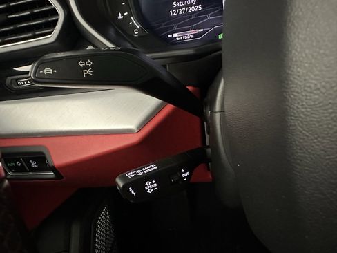 Used 2019 Lamborghini Urus image 35