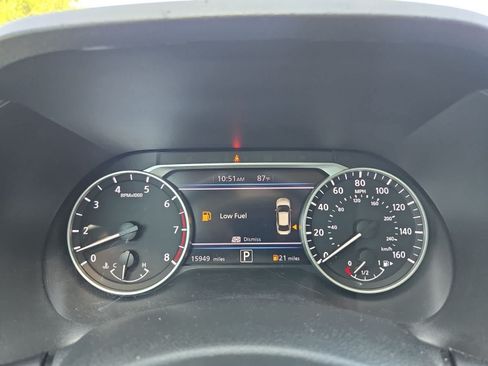 Used 2023 Nissan Sentra SR FWD image 29