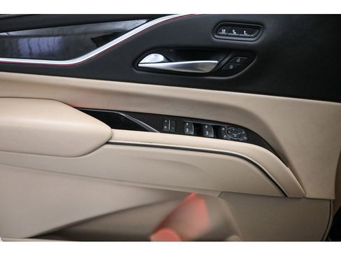 Used 2023 Cadillac Escalade Premium Luxury w/ Performance Package image 8