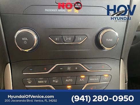 Used 2020 Ford Edge SEL FWD image 16