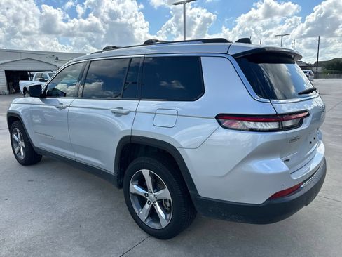 Used 2021 Jeep Grand Cherokee L Limited RWD image 5