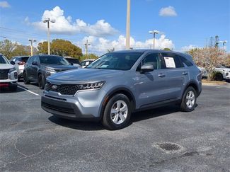 Used 2021 Kia Sorento LX video 2