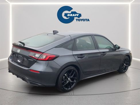 Used 2025 Honda Civic Sport image 6