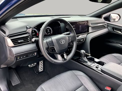 Certified 2025 Toyota Camry XSE FWD image 17