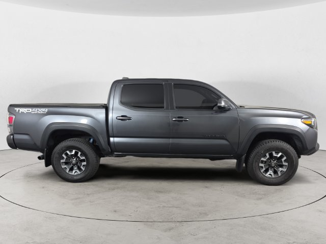 Used 2023 Toyota Tacoma TRD Off-Road w/ TRD Premium Off Road Package AWD/4WD image 4