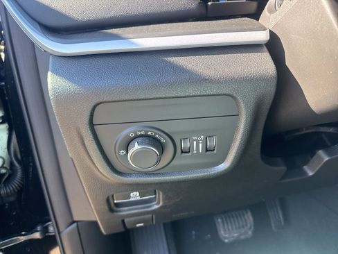 New 2026 Jeep Grand Cherokee Laredo image 16