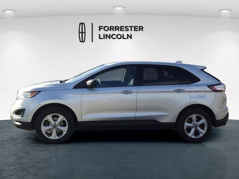 Used 2018 Ford Edge SE image 6