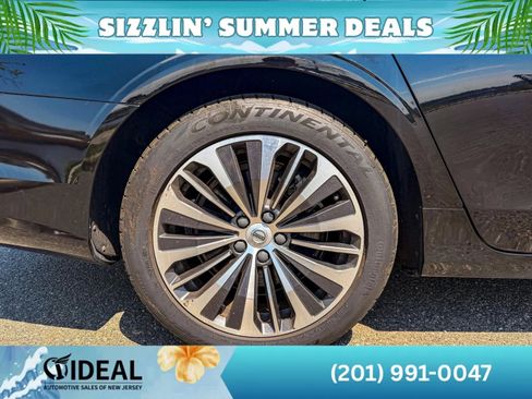 Used 2022 Volvo S90 B6 Momentum AWD/4WD image 40