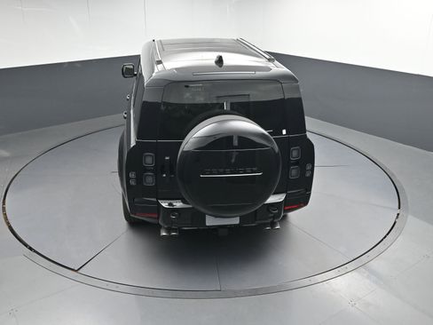 New 2026 Land Rover Defender 130 V8 image 34