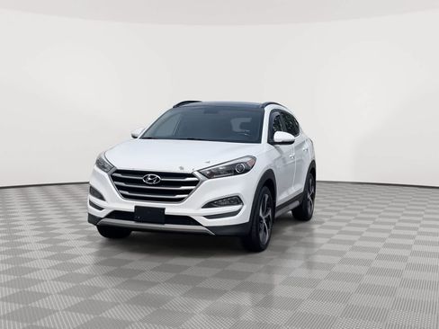 Used 2017 Hyundai Tucson Value FWD image 3