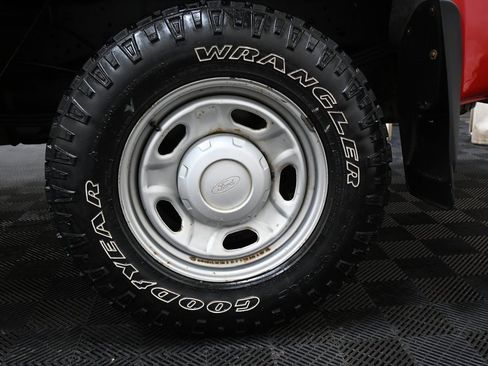 Used 2010 Ford F250 XL image 21