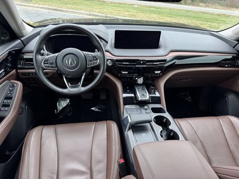 Used 2024 Acura MDX FWD w/ Technology Package image 5