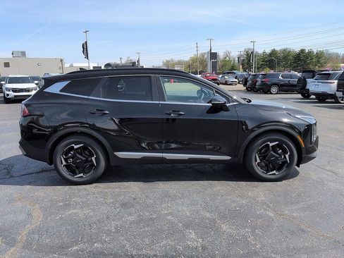 New 2026 Kia Sportage EX FWD image 2