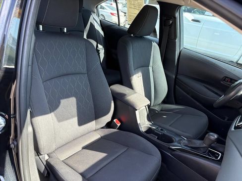 Used 2024 Toyota Corolla LE FWD image 16