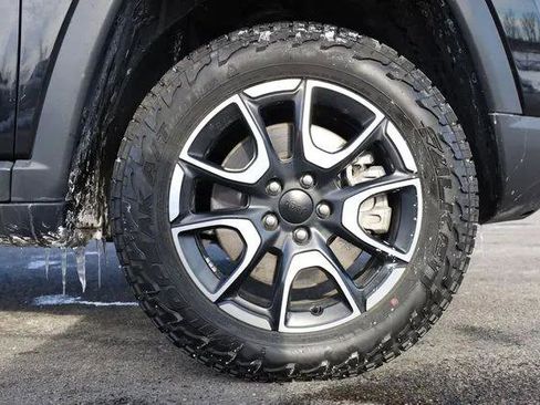 Certified 2024 Jeep Compass Trailhawk image 8