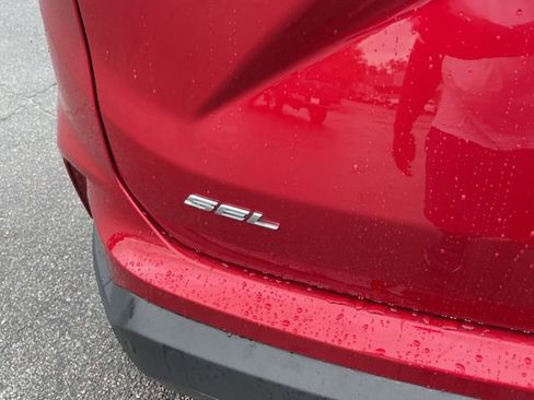 Used 2022 Ford Edge SEL w/ Sport Appearance Package AWD/4WD image 13
