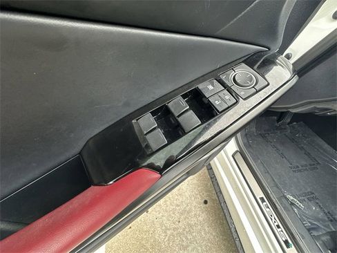Used 2024 Lexus IS 300 w/ Comfort Package image 15