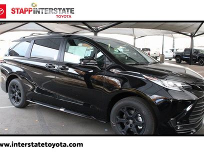 New 2025 Toyota Sienna XLE Woodland Edition