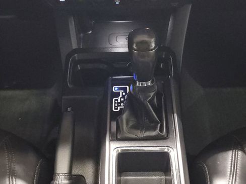 Used 2019 Toyota Tacoma TRD Off-Road image 19