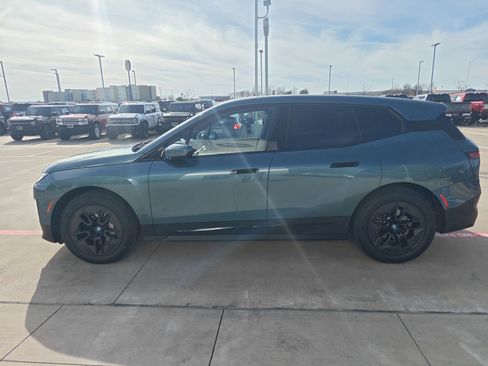 Used 2024 BMW iX xDrive50 w/ Premium Package image 2