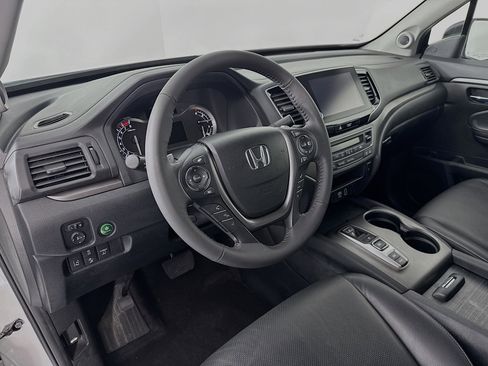 Certified 2023 Honda Ridgeline RTL image 9
